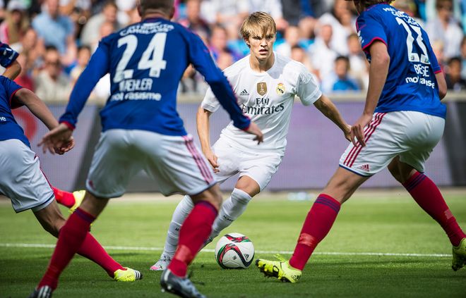 勇士关注霍福德，老将退役可能性仍在权衡