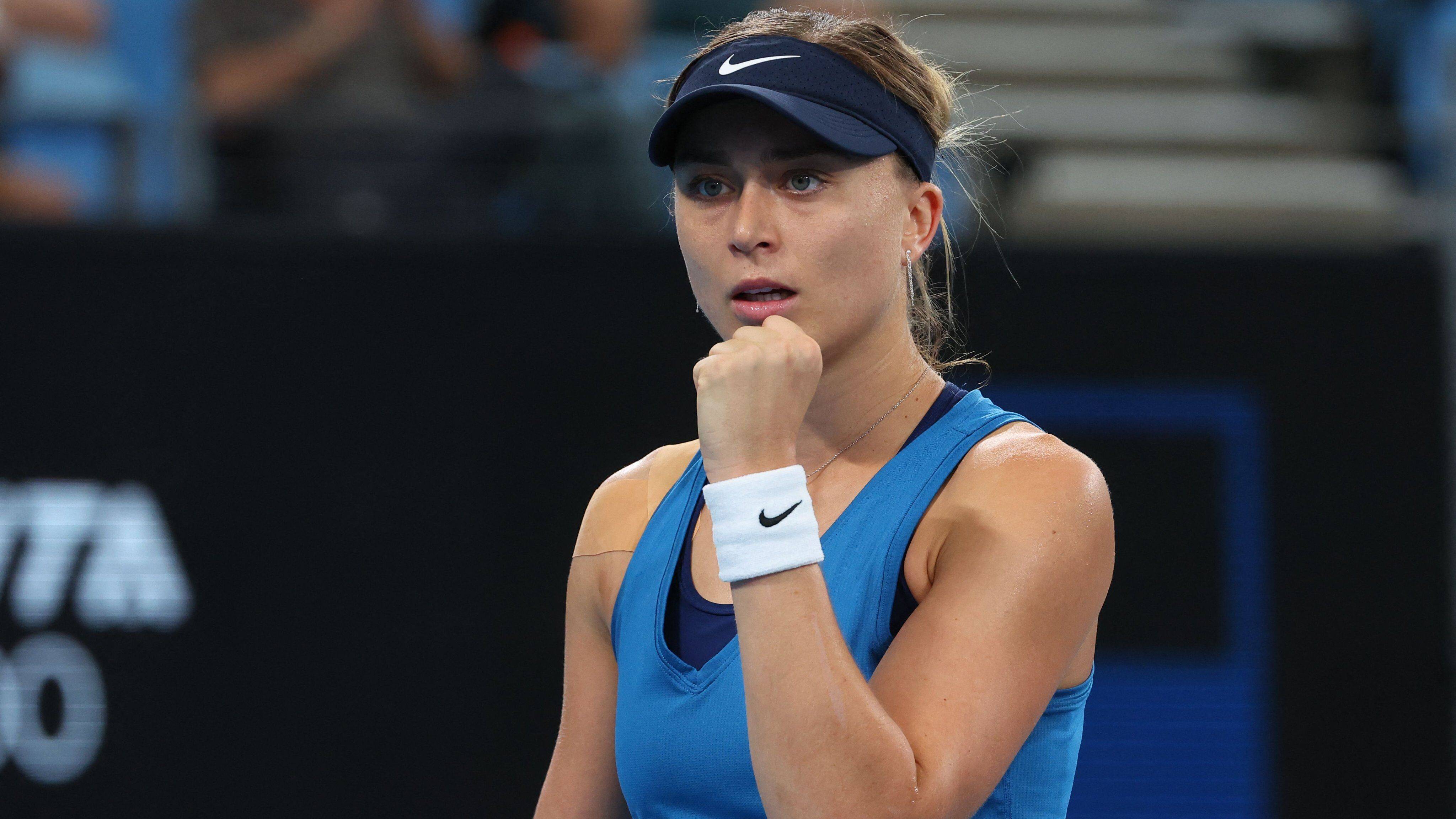 发出震耳欲 发出震耳欲