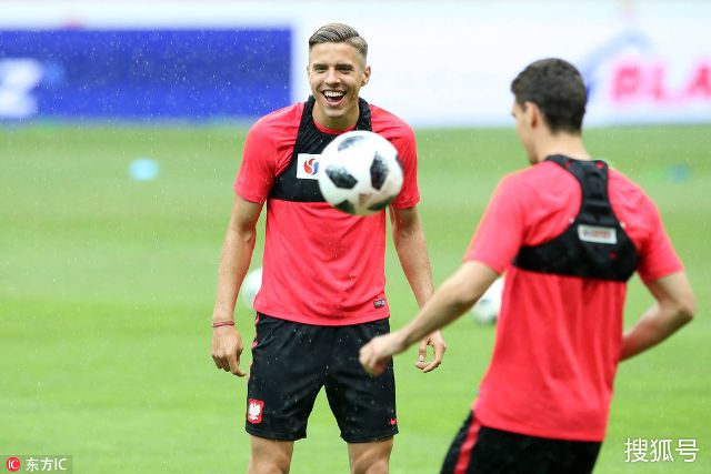 尤其在第三 尤其在第三